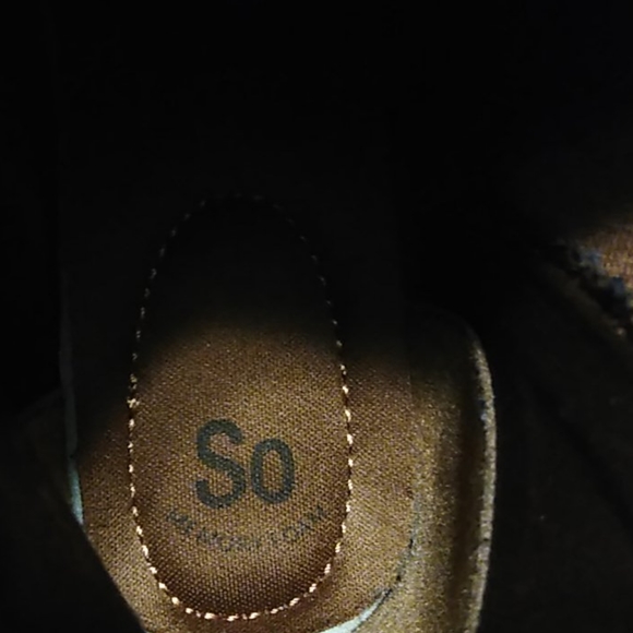 Comfortable ankle boots with memory foam footbed - Picture 10 of 12